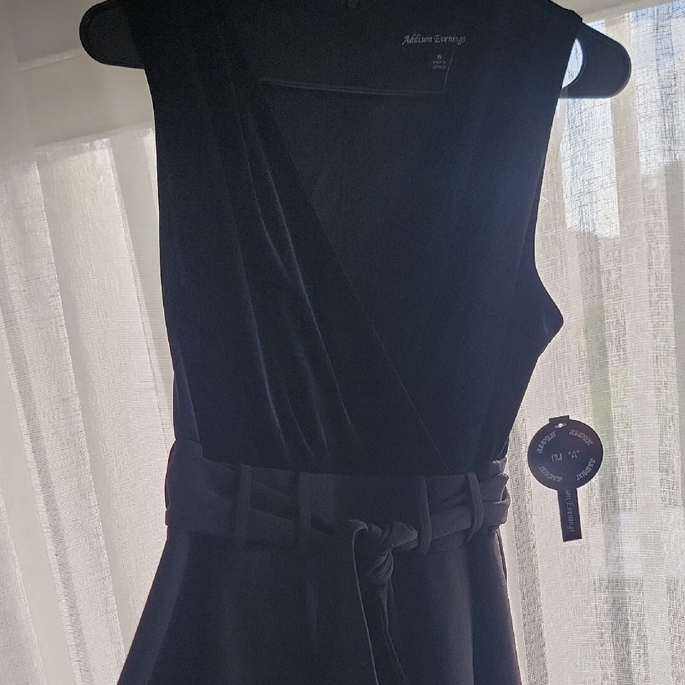Black Sleeveless V-Neck Jumpsuit